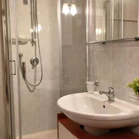 Apartment Casa Quinto Piano - Moderno Con Garage Privato Vicenza