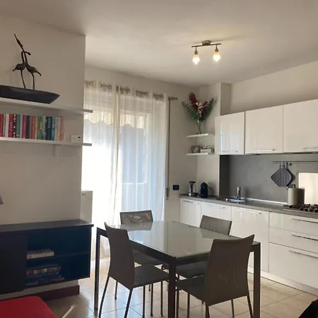 Apartamento Casa Quinto Piano - Moderno Con Garage Privato *